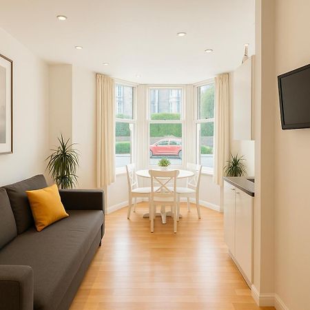 Bute Park Apartment W/ Heating + Private Bathroom كارديف المظهر الخارجي الصورة
